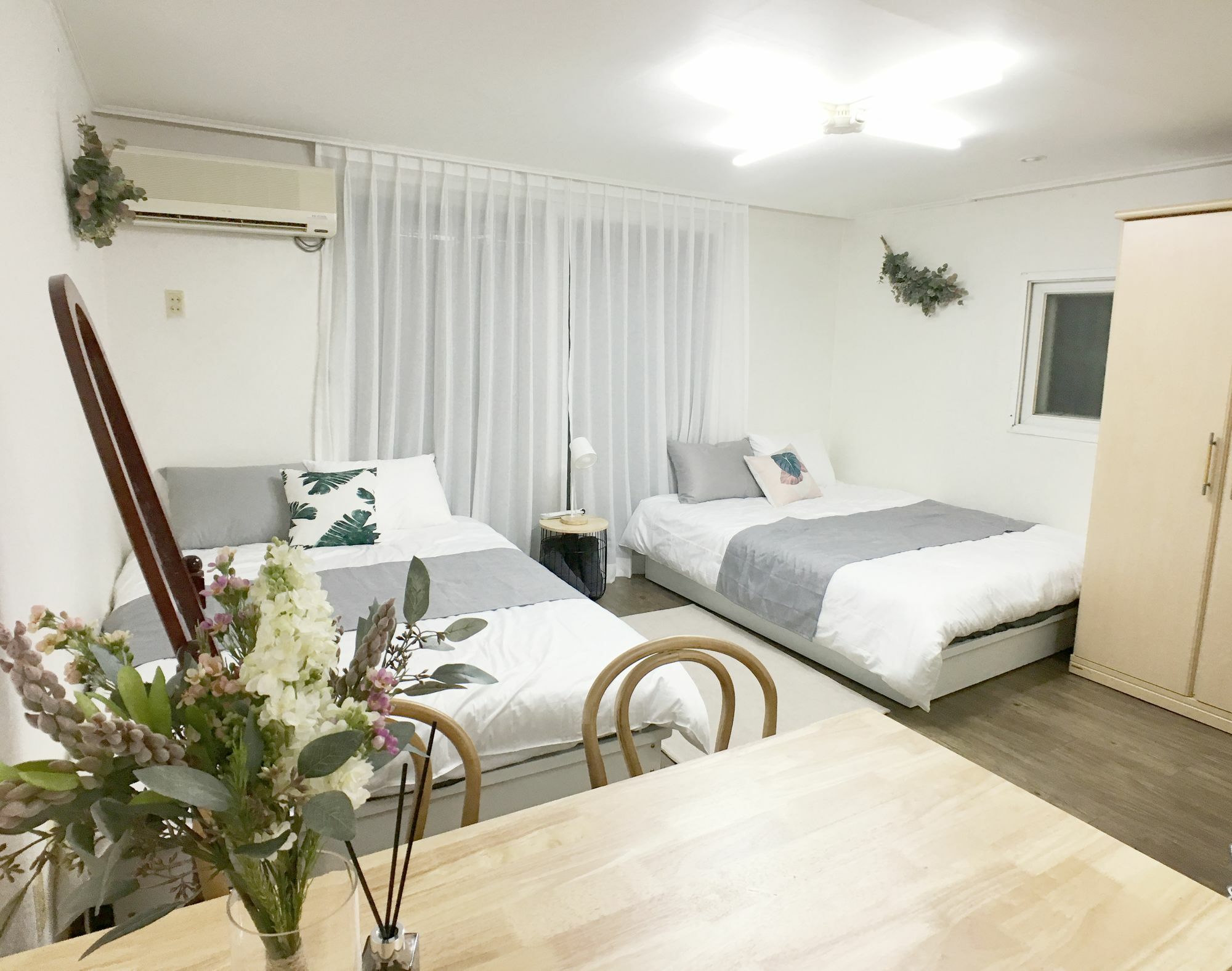 Apartament Sunny House Hongik Snt 1Mins Seul Zewnętrze zdjęcie