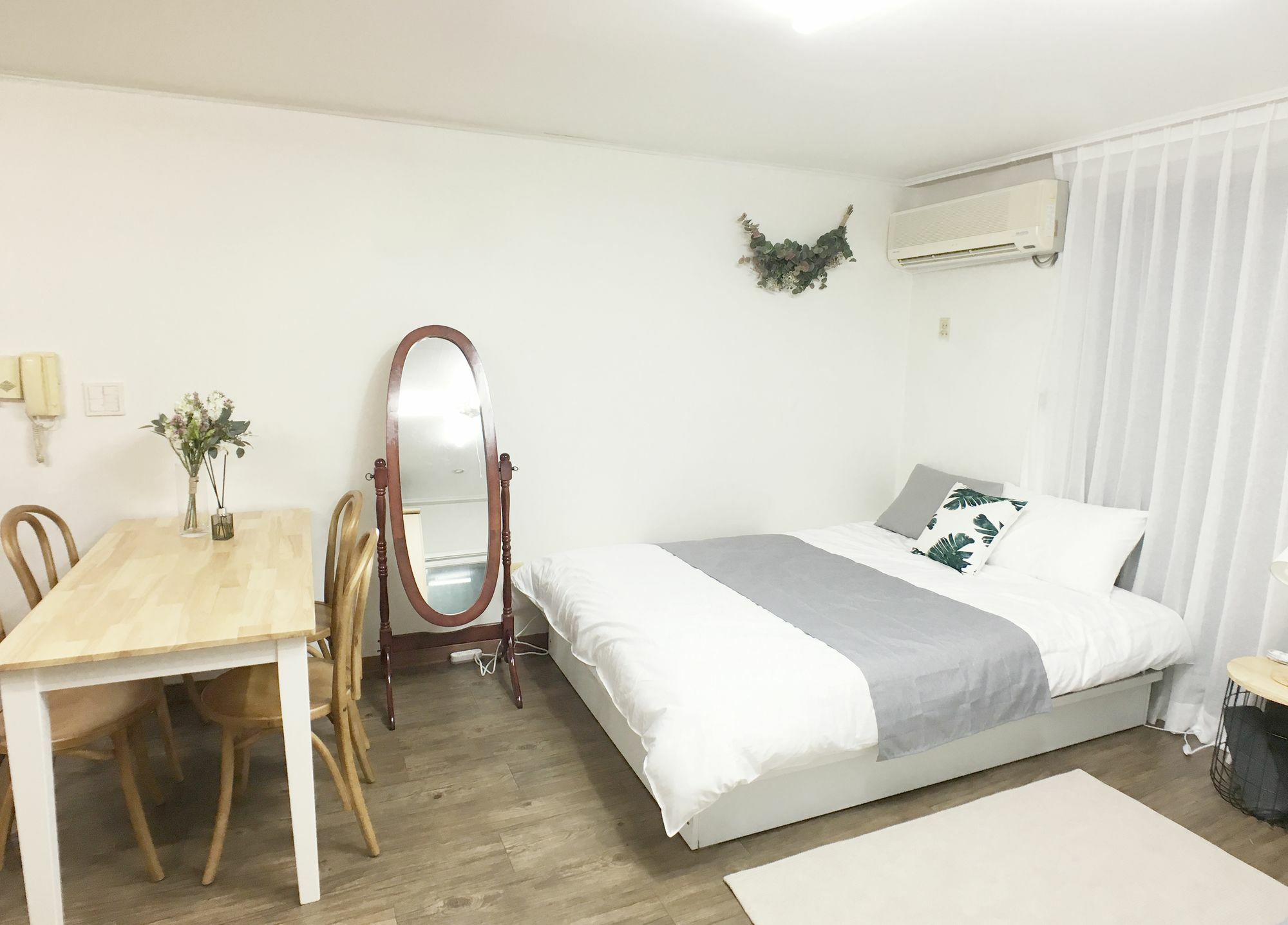 Apartament Sunny House Hongik Snt 1Mins Seul Zewnętrze zdjęcie
