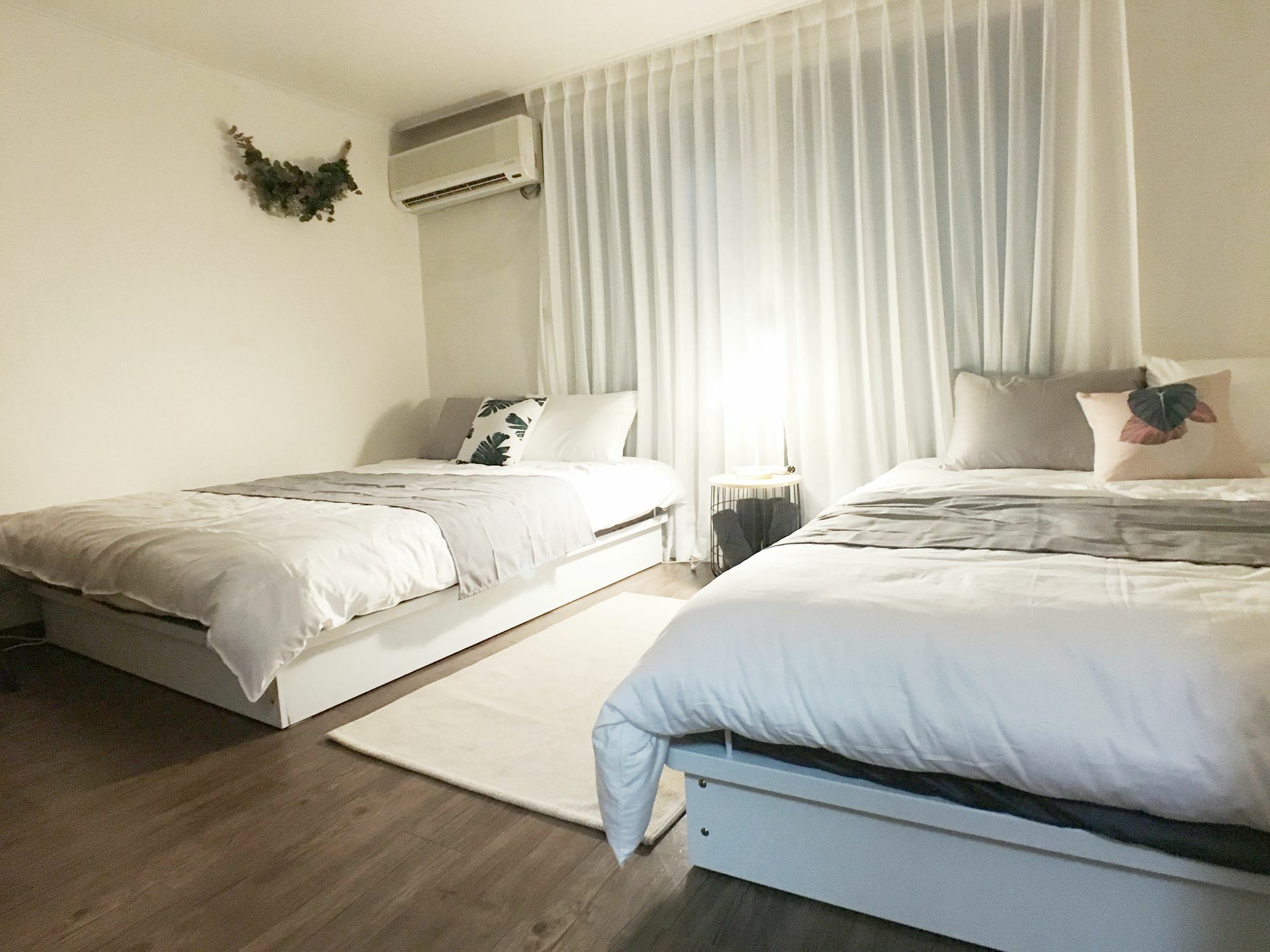 Apartament Sunny House Hongik Snt 1Mins Seul Zewnętrze zdjęcie