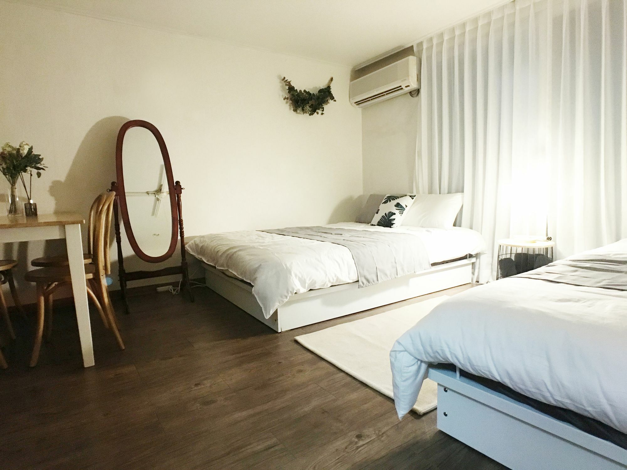 Apartament Sunny House Hongik Snt 1Mins Seul Zewnętrze zdjęcie